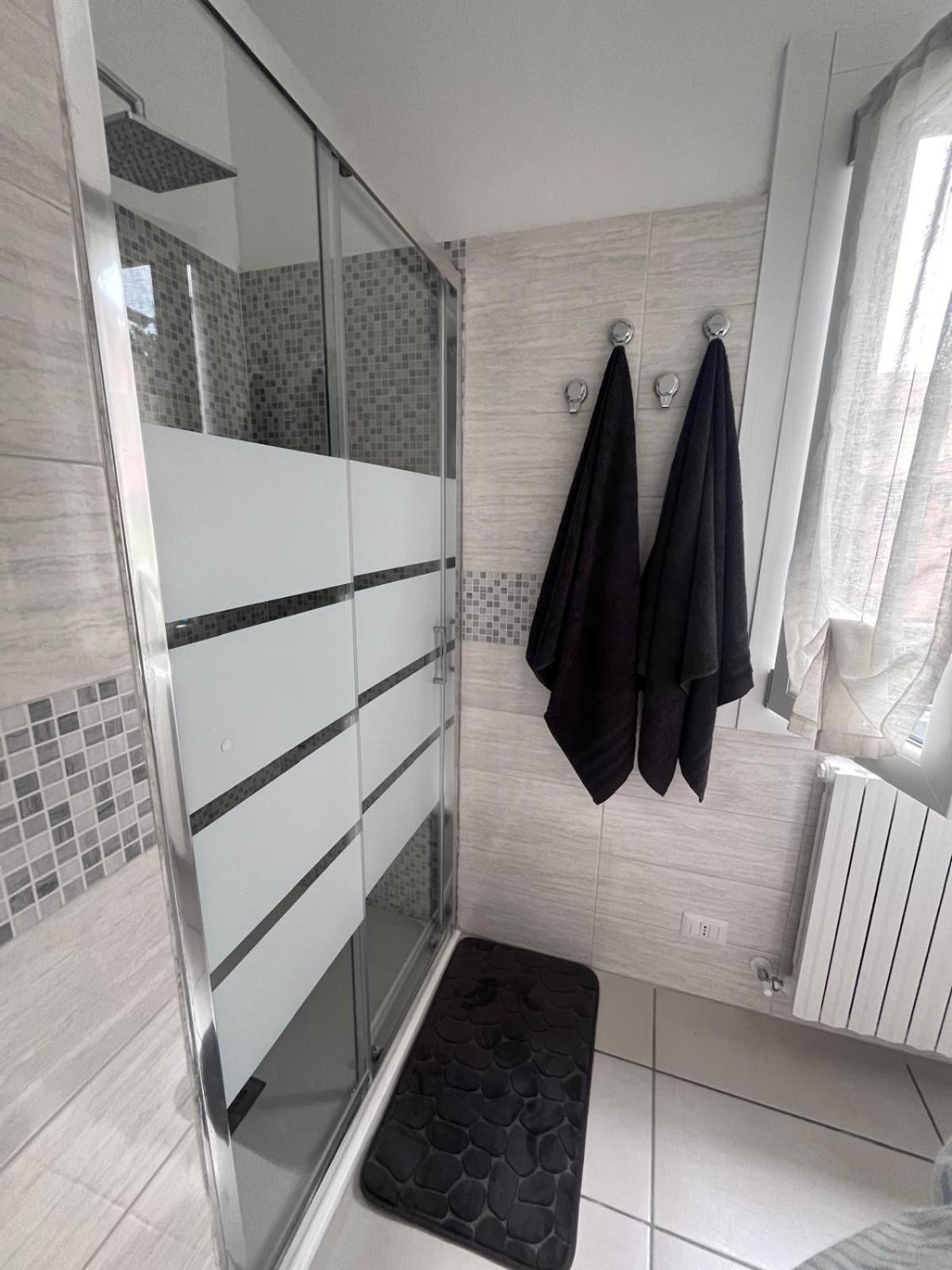 Casa Castagna Appartamento - Lecco Exteriör bild