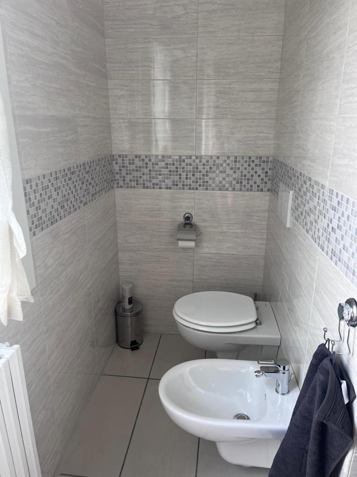 Casa Castagna Appartamento - Lecco Exteriör bild